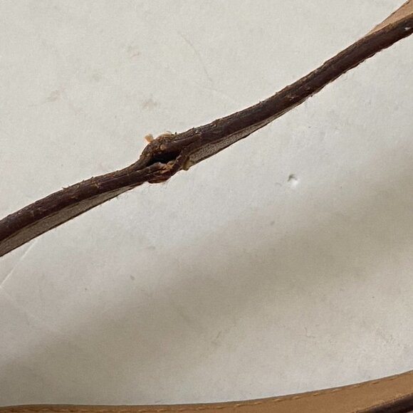 Gucci Classic Medium Arrow Textured Tote Bag / AZI - Picture 3 of 7